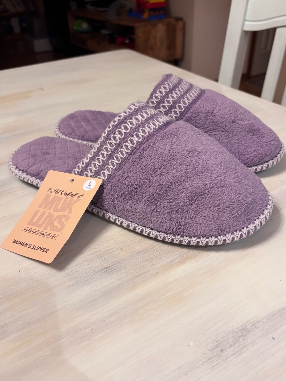 NWT Muk Luks Women's Lavender Cozy Slide Slippers Size Large 9-10 Fuzzy